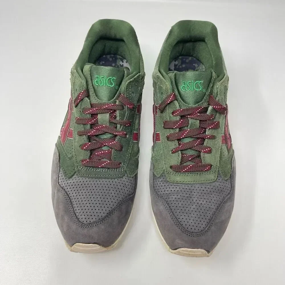 ASICS Gel Saga Christmas Tree 2018 Trainer Runner Burgundy Green Men’s Size 8